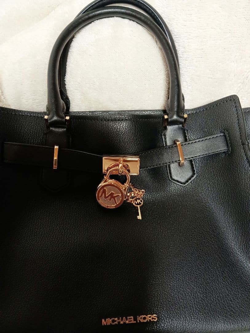 Michael Kors Black Leather Tote Bag with Key, Shoulder Strap, Near Mint