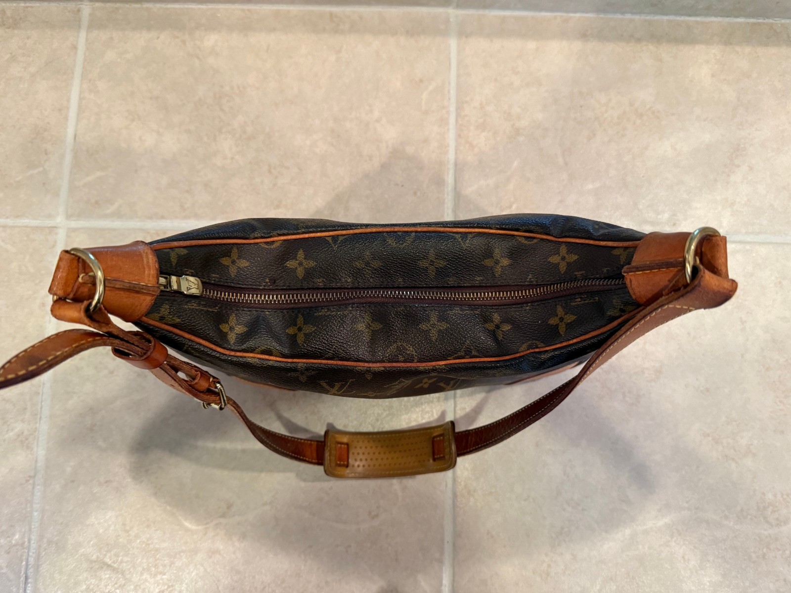 Authentic Louis Vuitton Boulogne Shoulder Bag Monogram Canvas 2002 VintageFrance