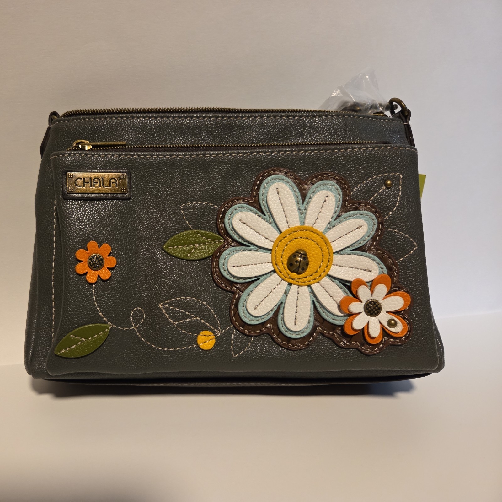 New Chala Deluxe Crossbody Bag Vegan RFID Blocking DAISY Gray gift Travel