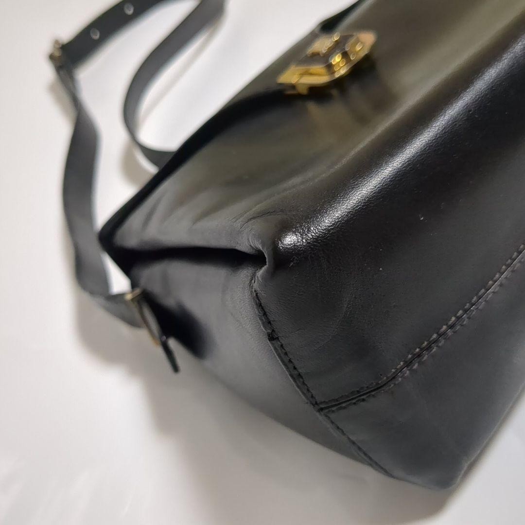 CELINE Pre-Owned Shoulder Bag Triomphe Logo Hardware Leather