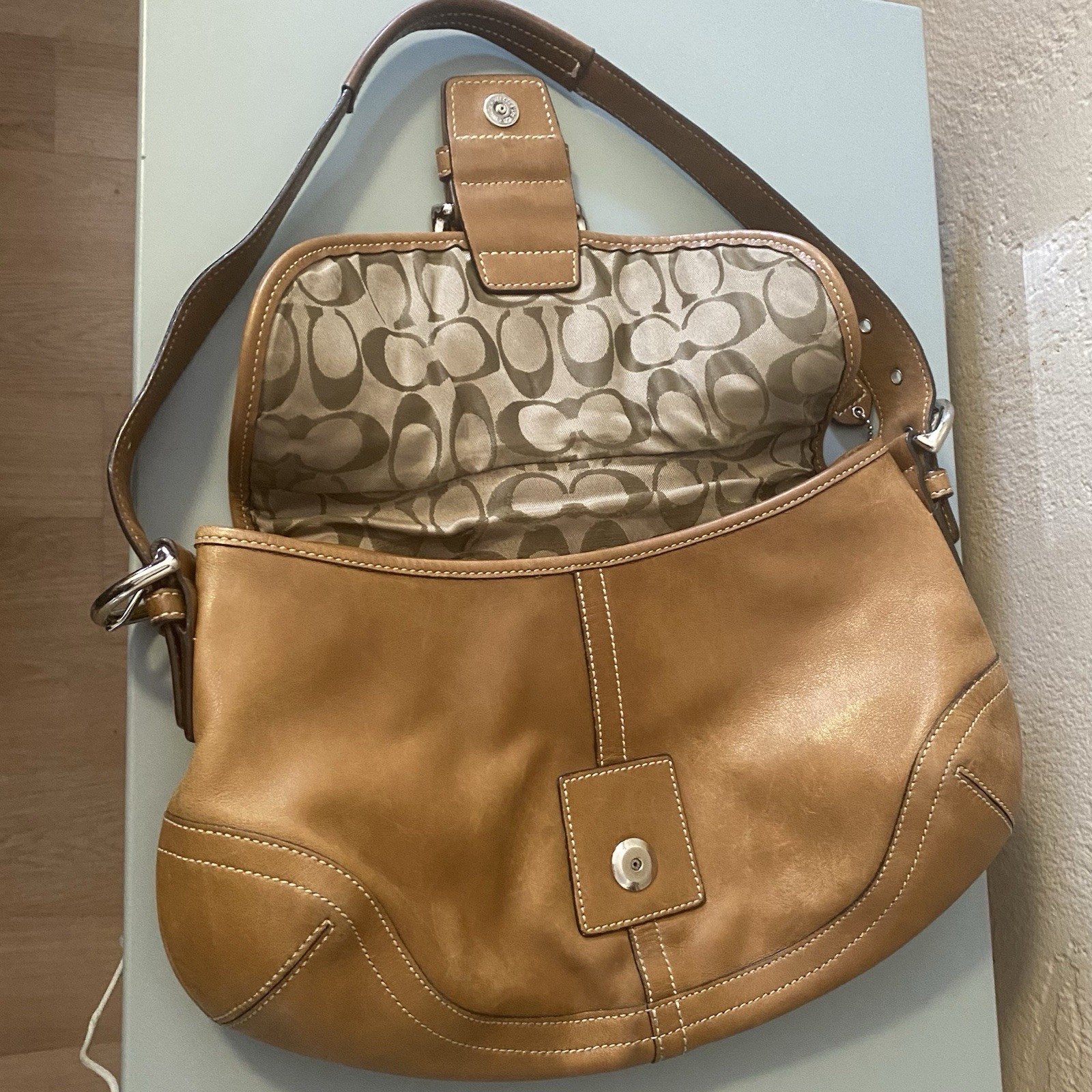 Vintage Coach 9248 Medium Hobo Soho Y2K Leather Flap Shoulder Bag Purse G2U