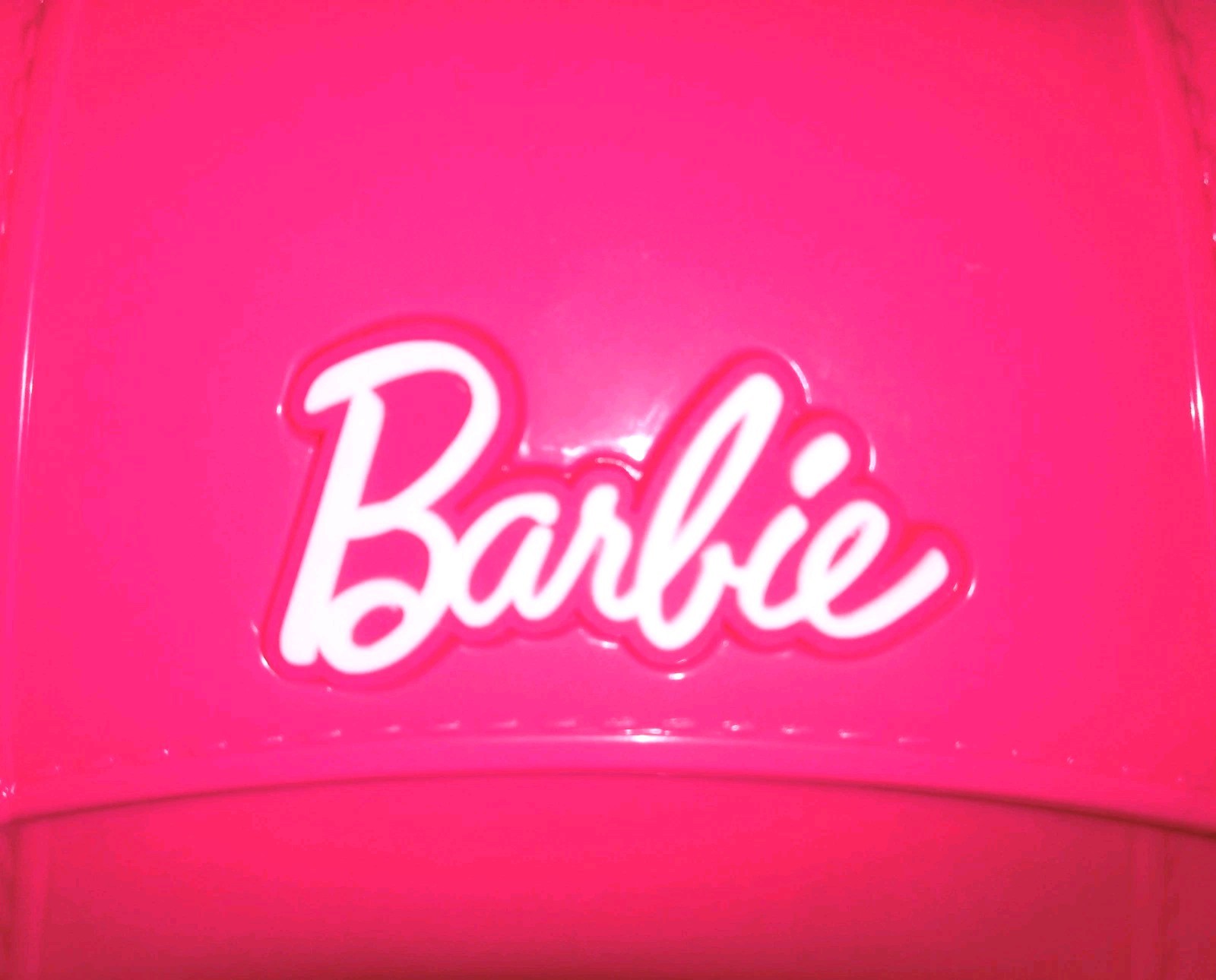 RARE BARBIE JELLY Hourglass Miniso Hot Pink Chain X-body Bag Tote SOLD OUT NWT💕