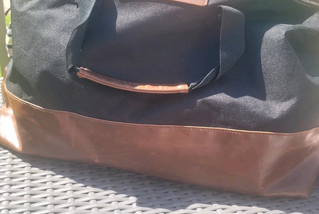 Von Maur Black Canvas Leather Brown Trim Weekemder Tote Bag