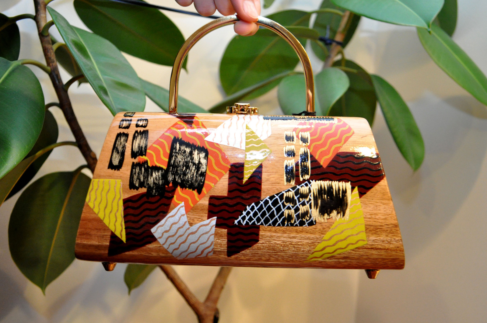 Timmy Woods Beverly Hills Maddy Acacia Wood Hand Bag Purse Clutch NWT Gorgeous!