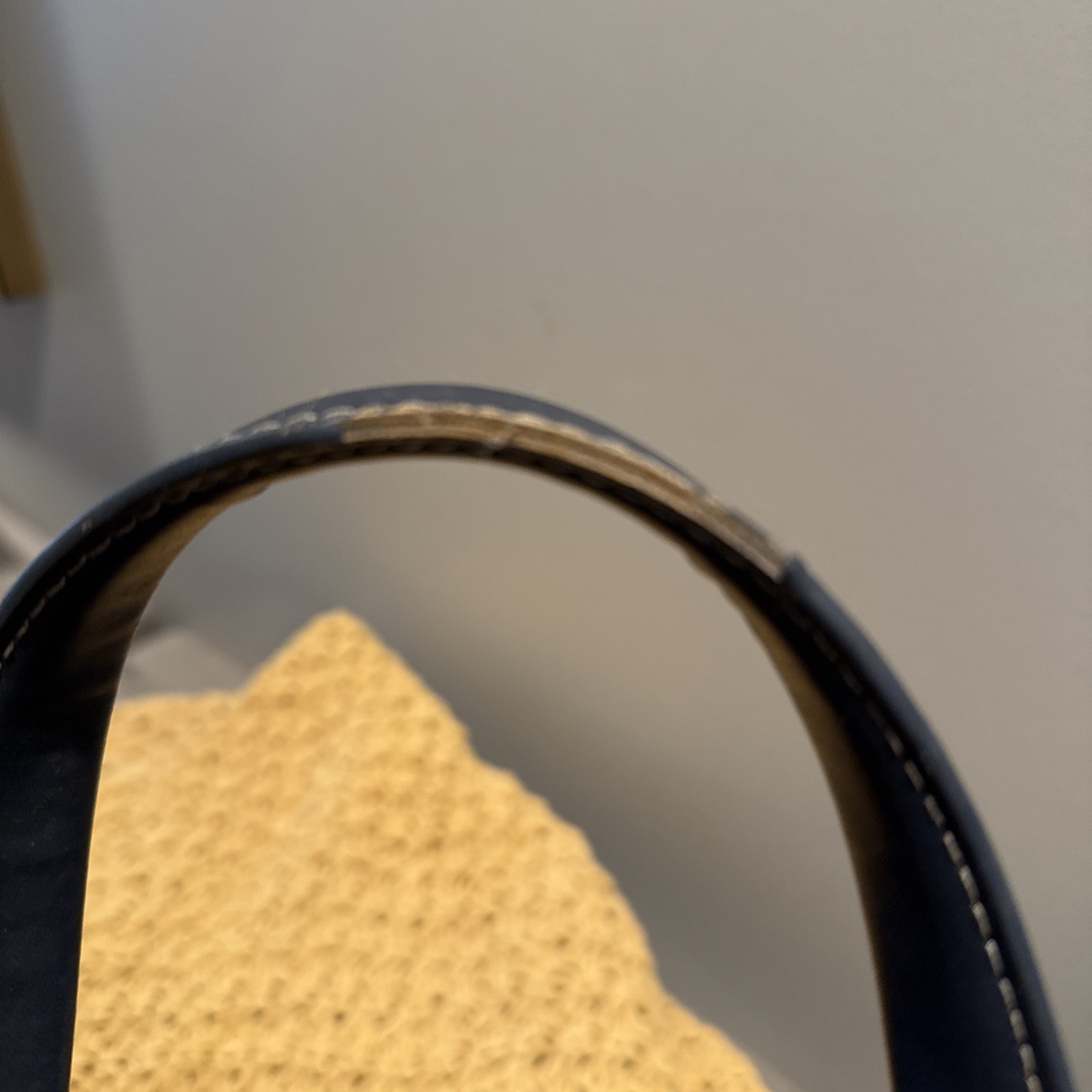 HARRODS Wyndham Shoulder Bag (Large) RM320 H29.5cm x W37cm x D13cm approx.