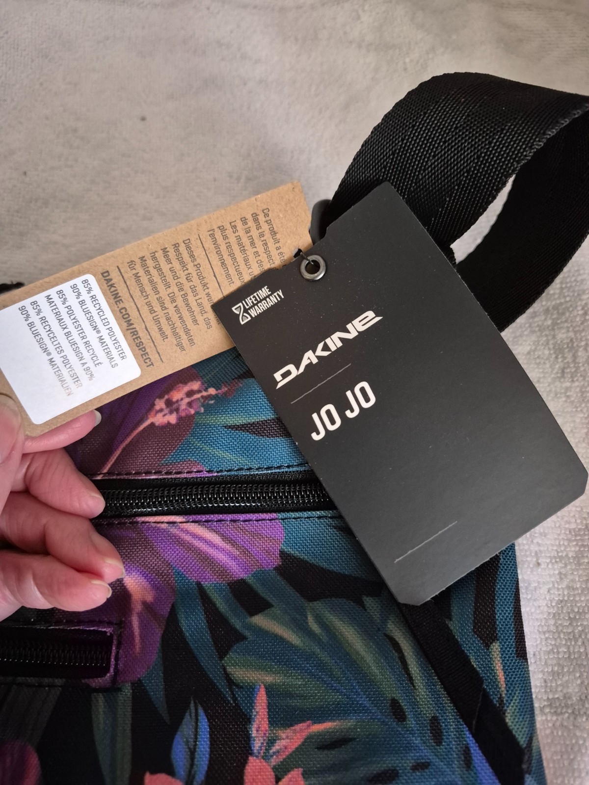 Dakine Crossbody Bag 100% Polyester Jo Jo Tropidelic NWT