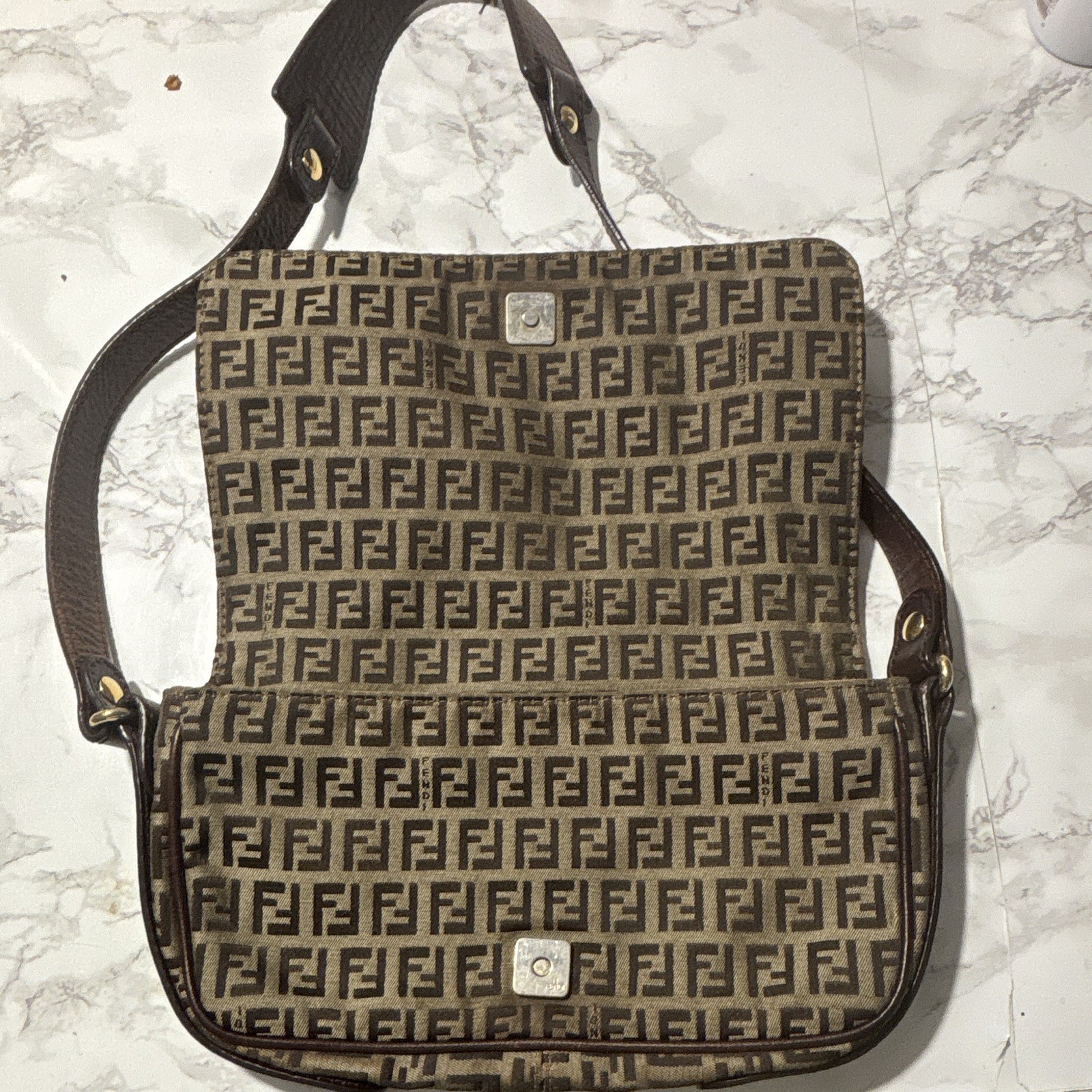 Fendi Zucca FF Monogram Brown/Beige Shoulder Bag Magnetic Closure Gold HW 10×5