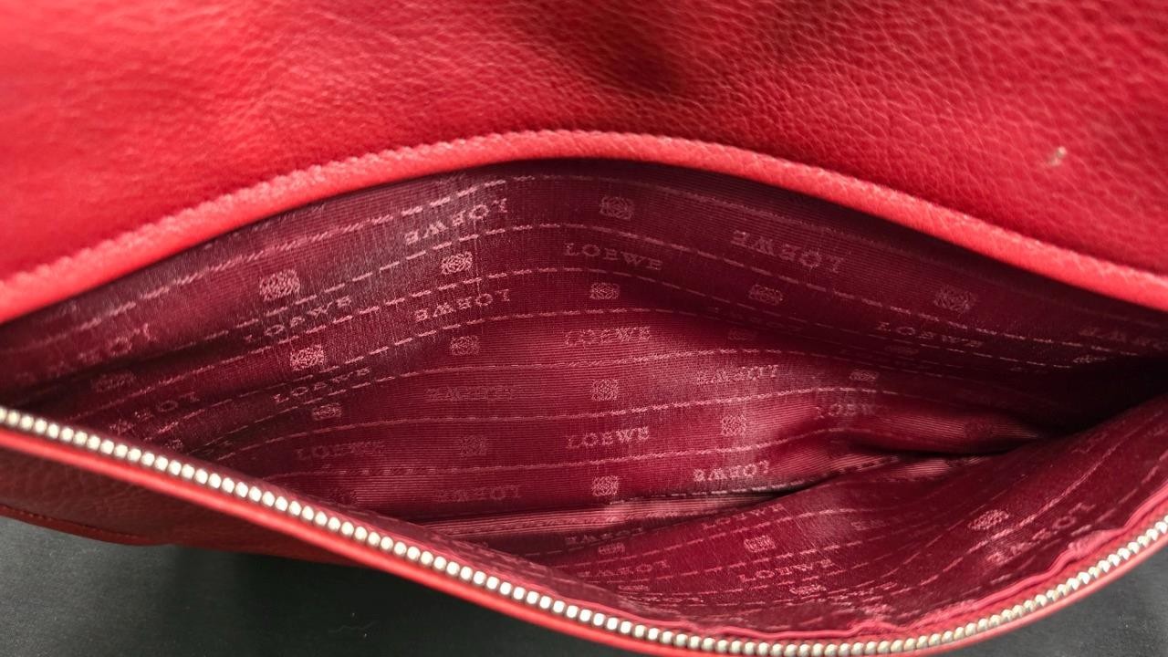 New Loewe Heritage Leather Shoulder Bag, Red 13in x 9in x 2.5in, w/Keys, Vintage