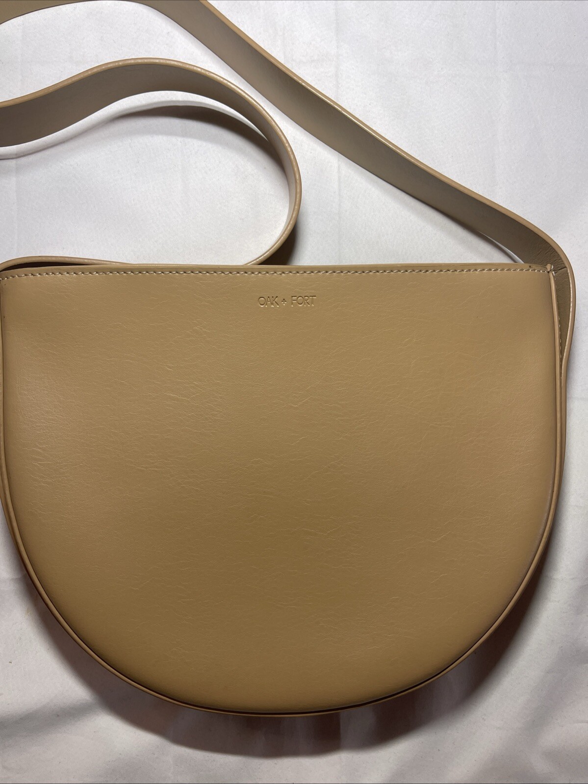 Oak + Fort – Genuine Leather Crescent Bag MSRP: $120 / Color: Tan