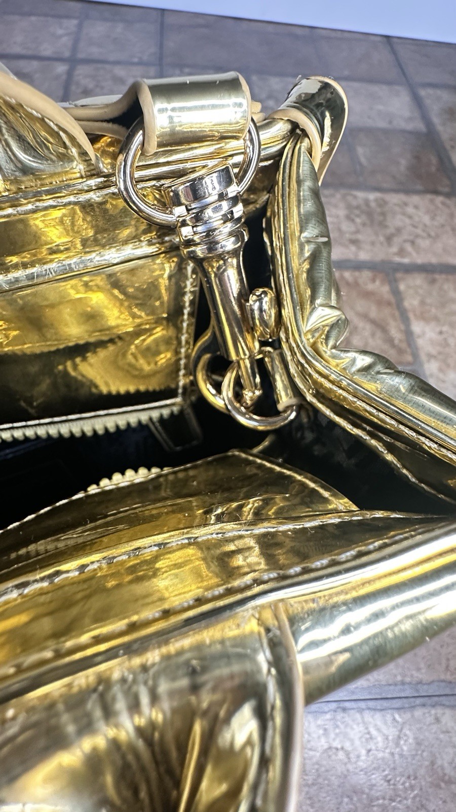 Kurt Geiger London BAG Southbank yellow Gold