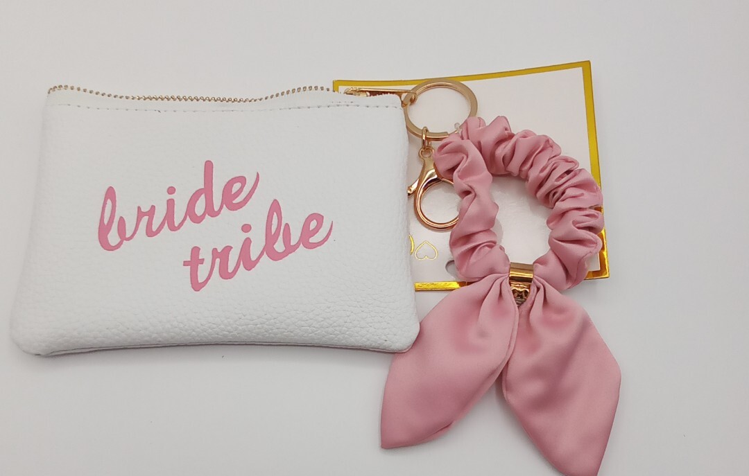 Bride White Tribe Pouch and Pink Scrunchie+Conair Twist & Dry Towel & Scrunchie