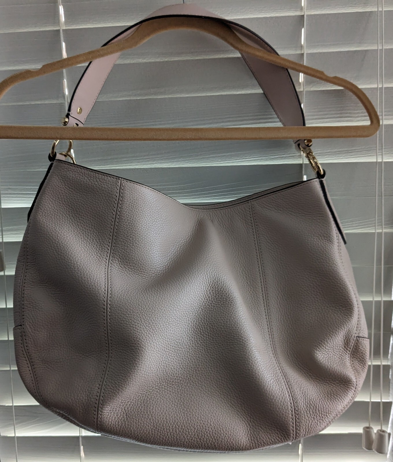 Michael Kors Leather Brooke Hobo Bag Pale Beige Or Pink