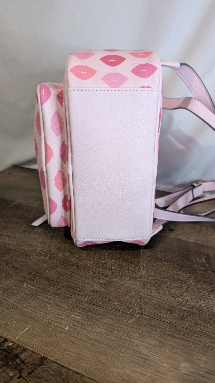 Juicy Couture Sealed With A Kiss Backpack Light Pink With Lips NWT!