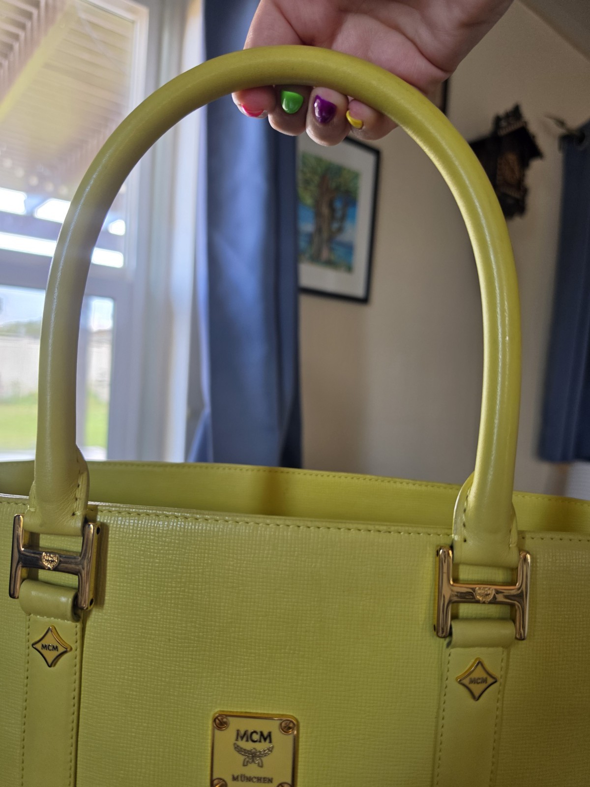 MCM Leather Tote Bag – Three Compartment Lemon Yellow 🍋