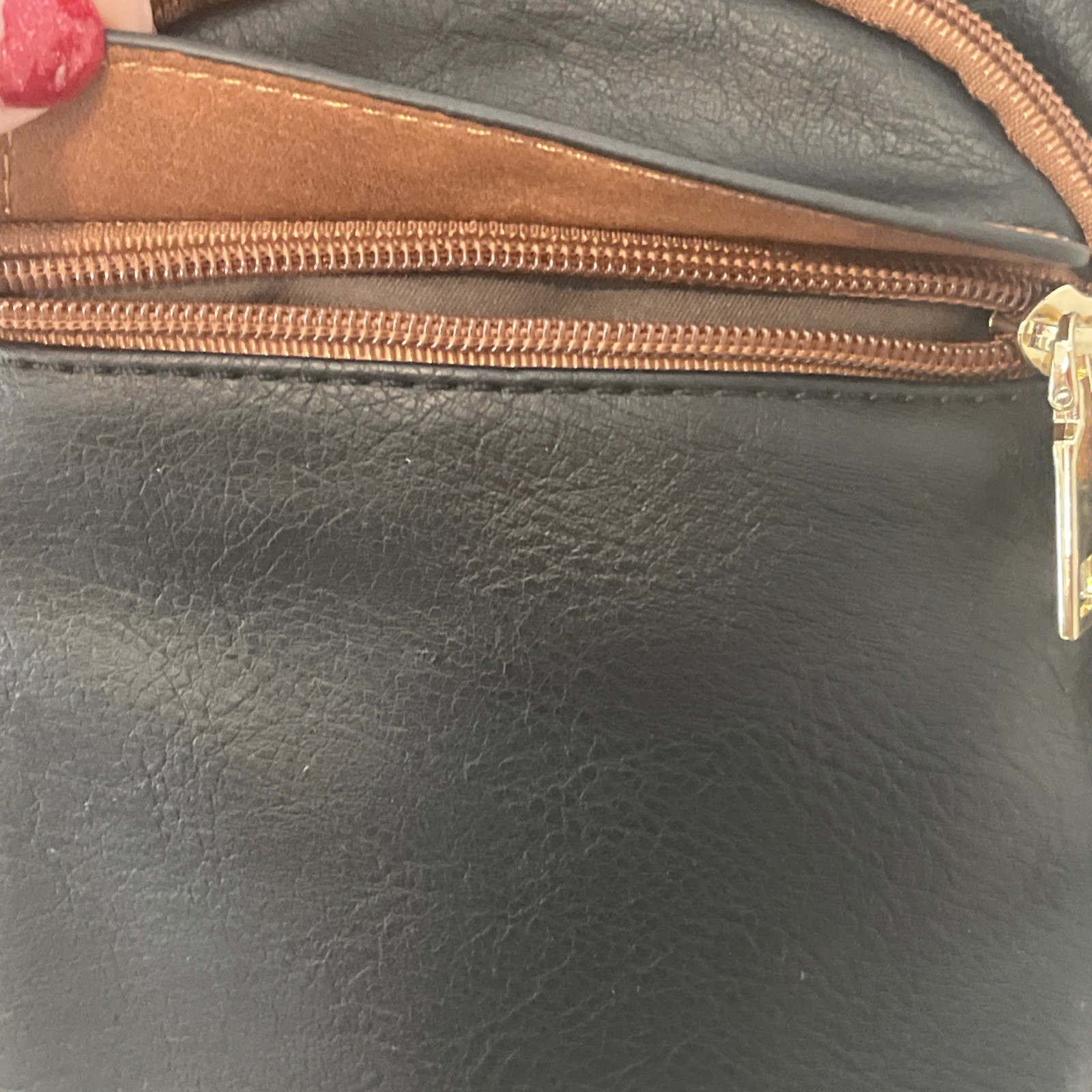 Bostanten Aurora Beige Street Casual Trapeze Sling Bag NWT