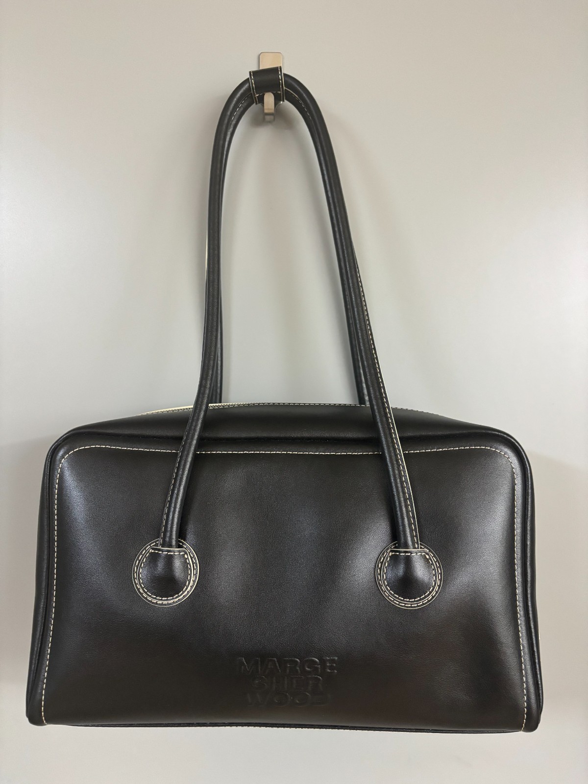MARGE SHERWOOD Soft Boston Bag – Black Plain | K-Fashion