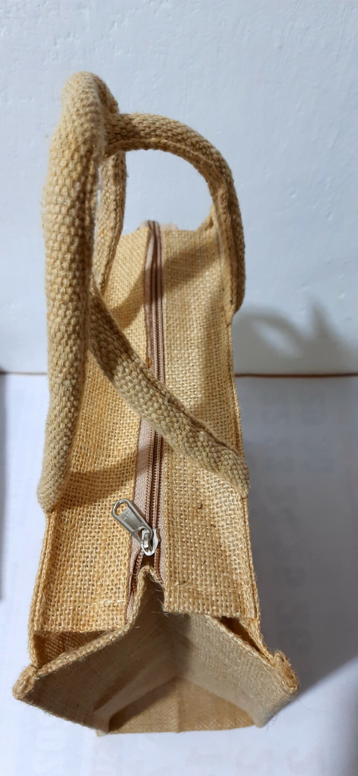 Good Quality Sri Lankan Traditional Sack Handbags Eco-Friendly Women’s Fashion.