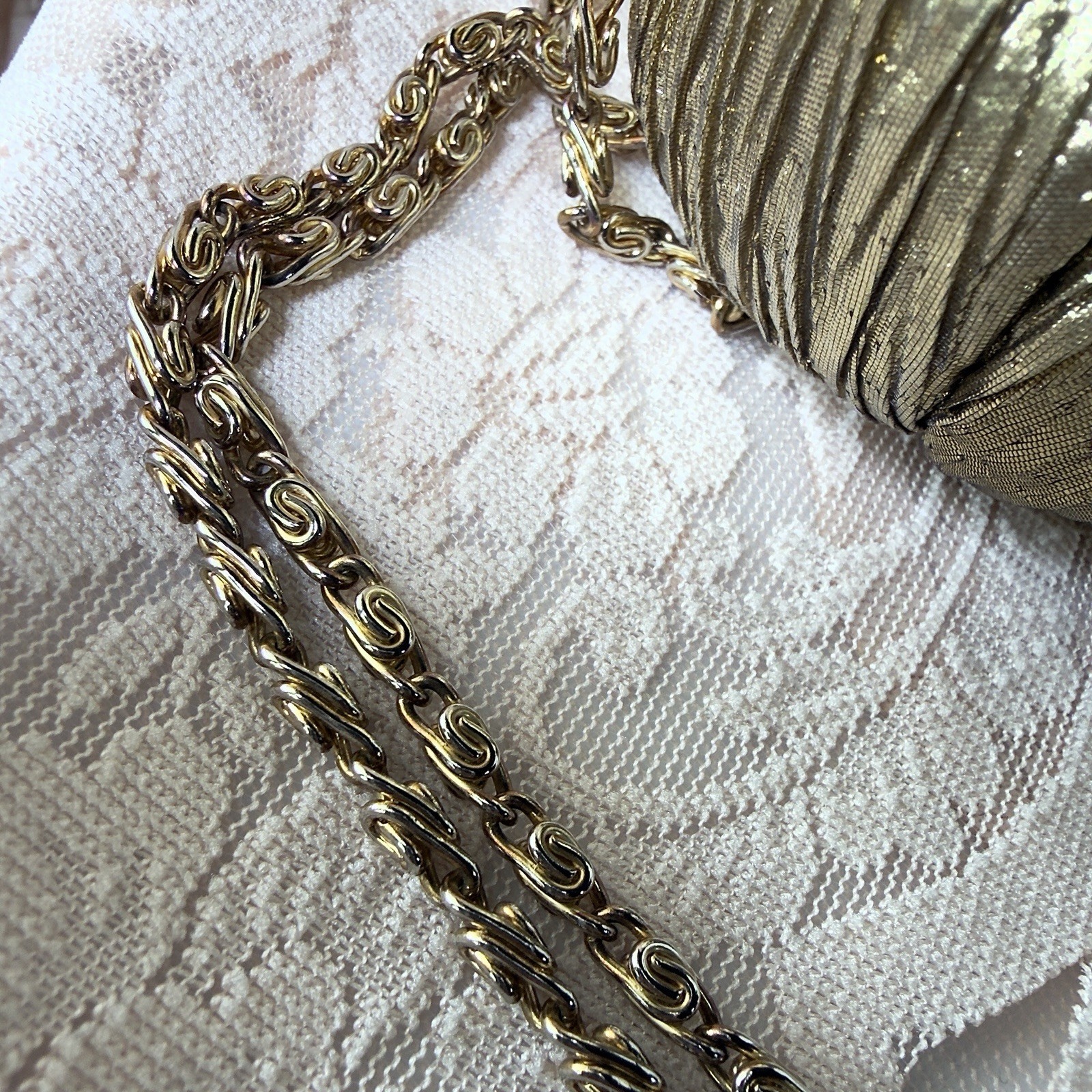 André Cellini Metallic Gold Pleated Rhinestone Kiss Lock Clutch Chain Strap