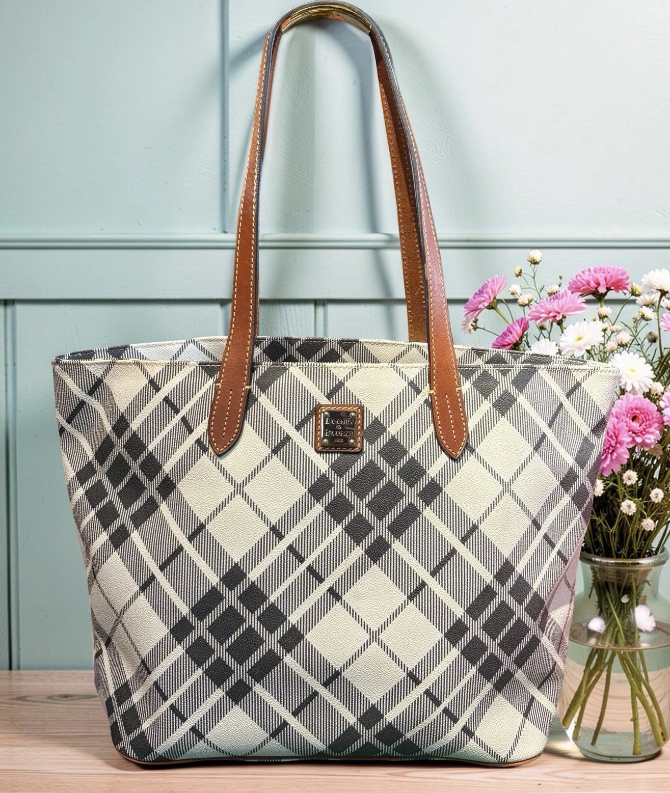 Dooney Bourke Set Bundle Gray White Harding Plaid Large Tote & Crossbody Bags