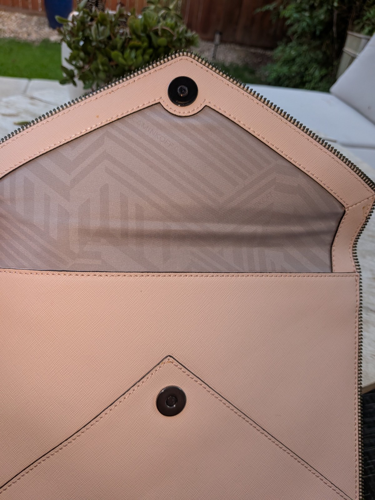 Rebecca Minkoff Leather Leo Envelope Clutch in Pink