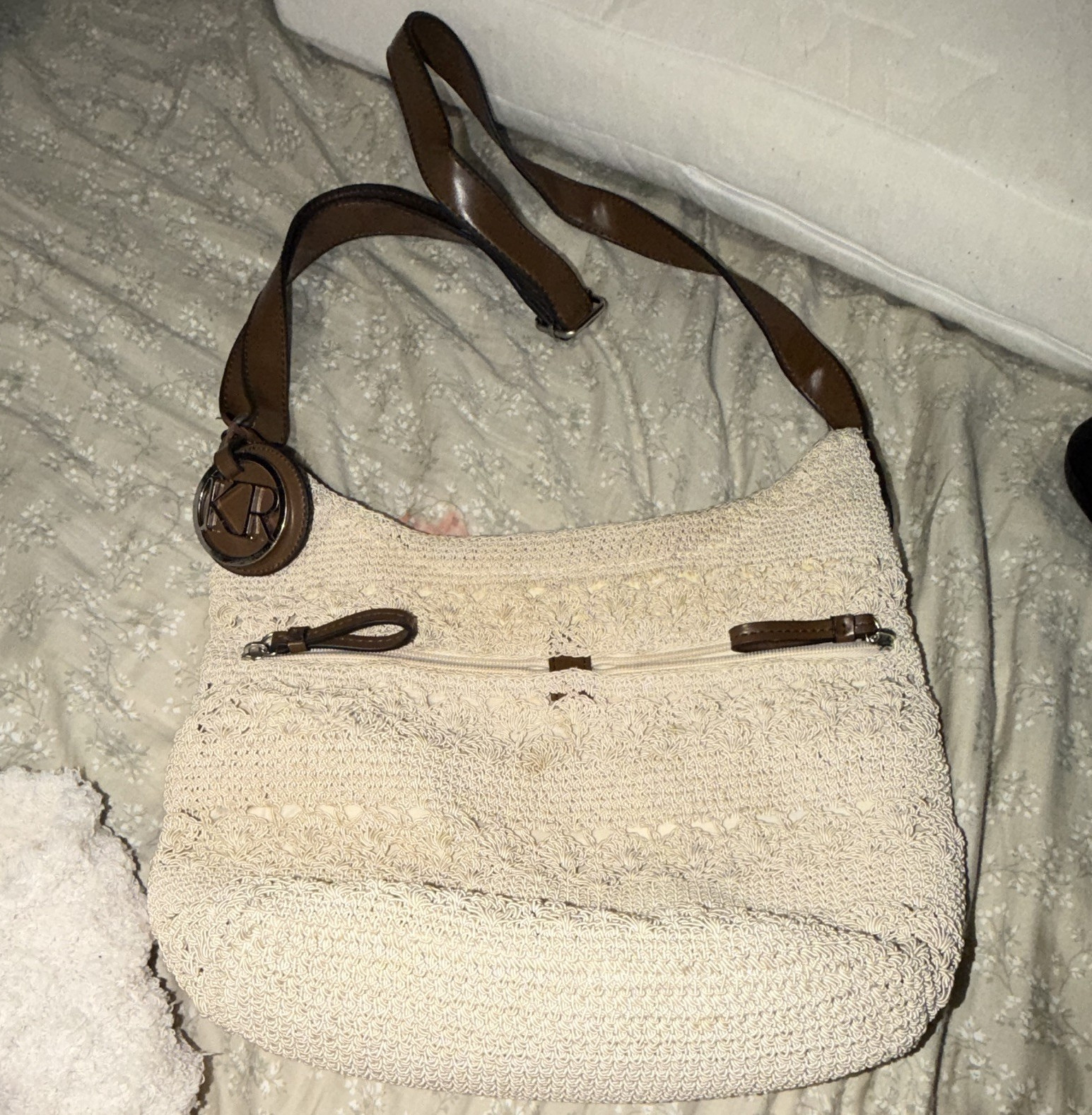 A. R. Ivory Woven Shoulder Bag Zip Top Brown Leather Strap Charm Medium