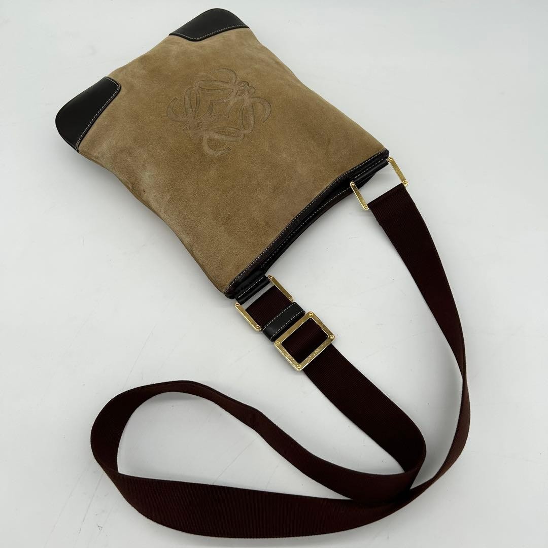 Loewe Anagram Sacoche Shoulder Bag Brown Suede Crossbody Japan 078462