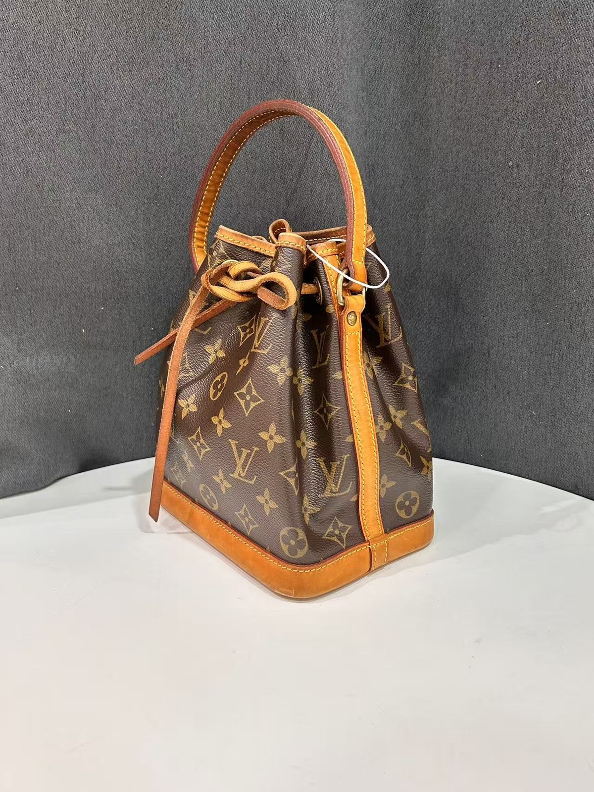 Authentic Louis Vuitton Noé BB Monogram Canvas Bucket Bag France