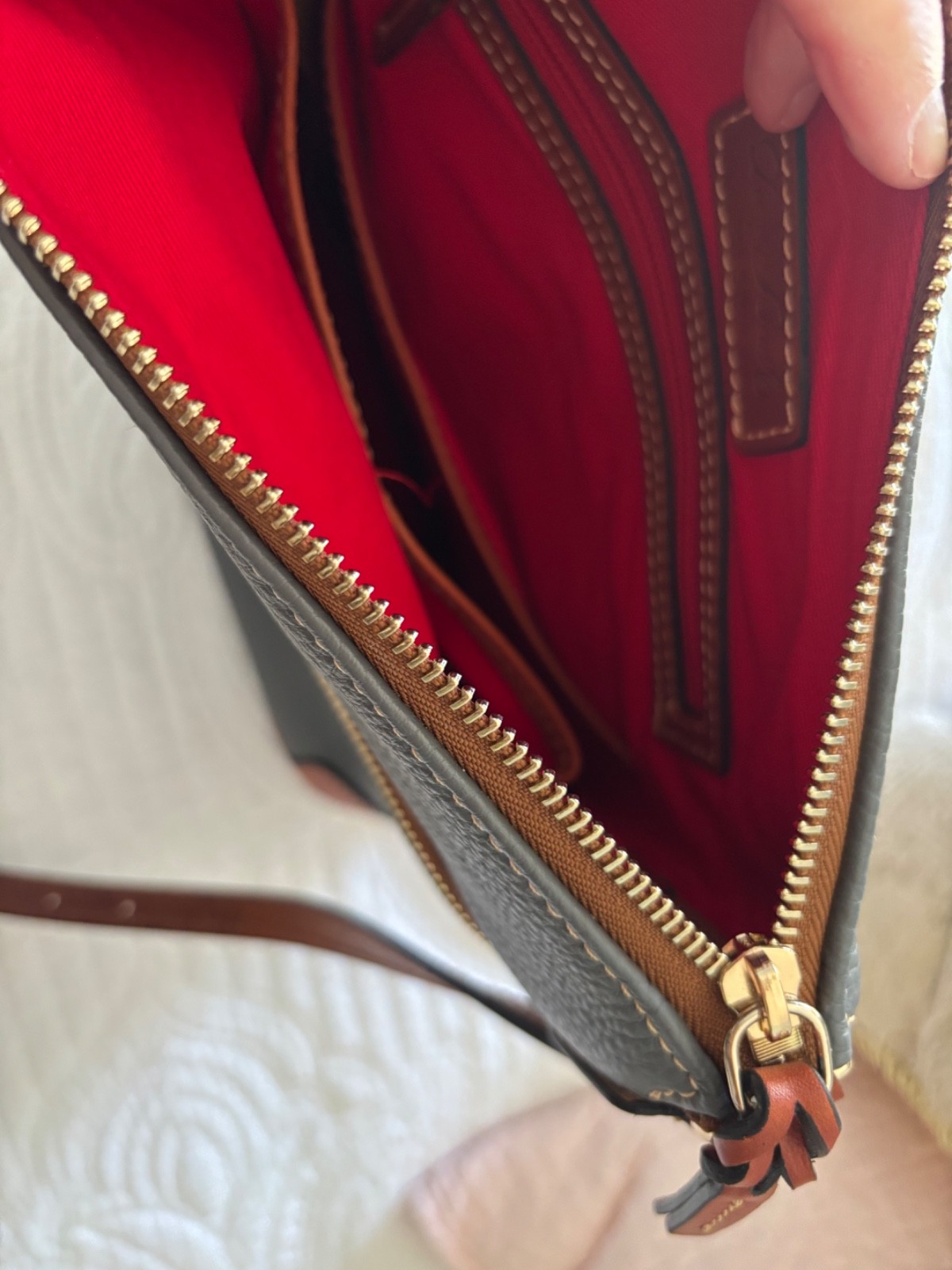 Dooney & Bourke Taupe Gray Pebble Leather Zip Crossbody Bag ..
