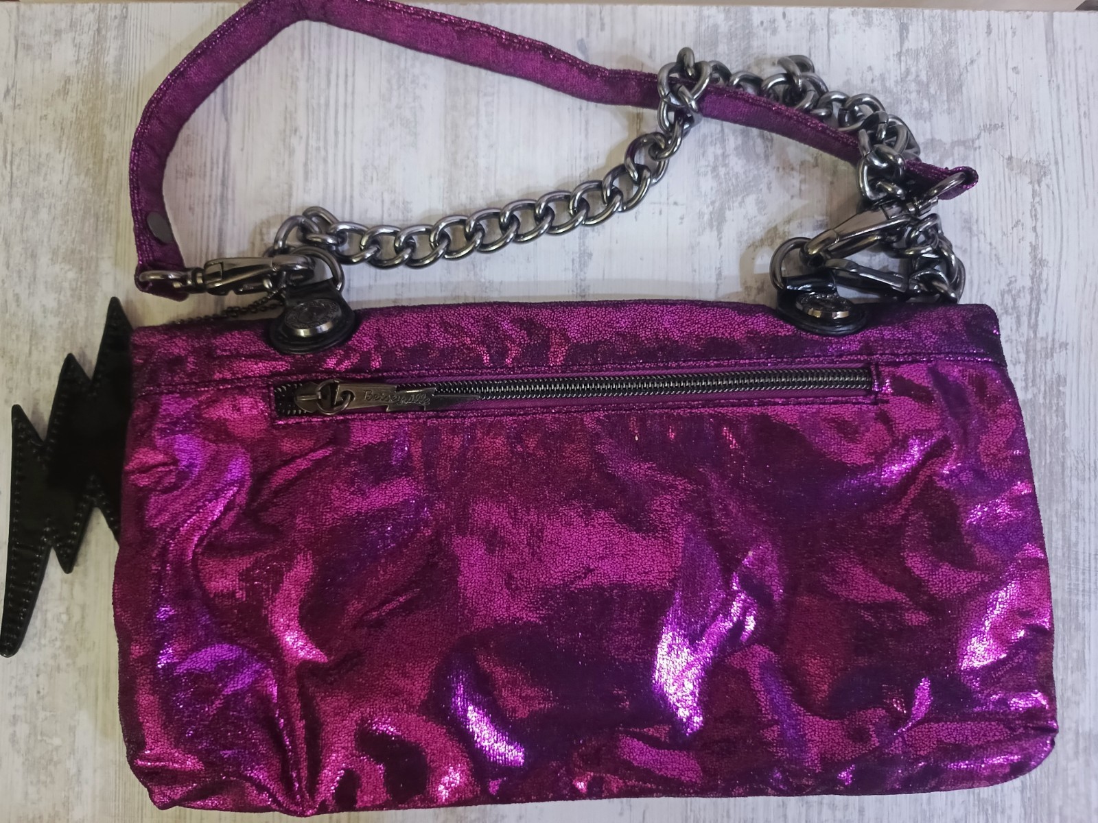 Y2K Betseyville by Betsey Johnson Punk Rox Metallic Purple Foldover Tote Bag Vin