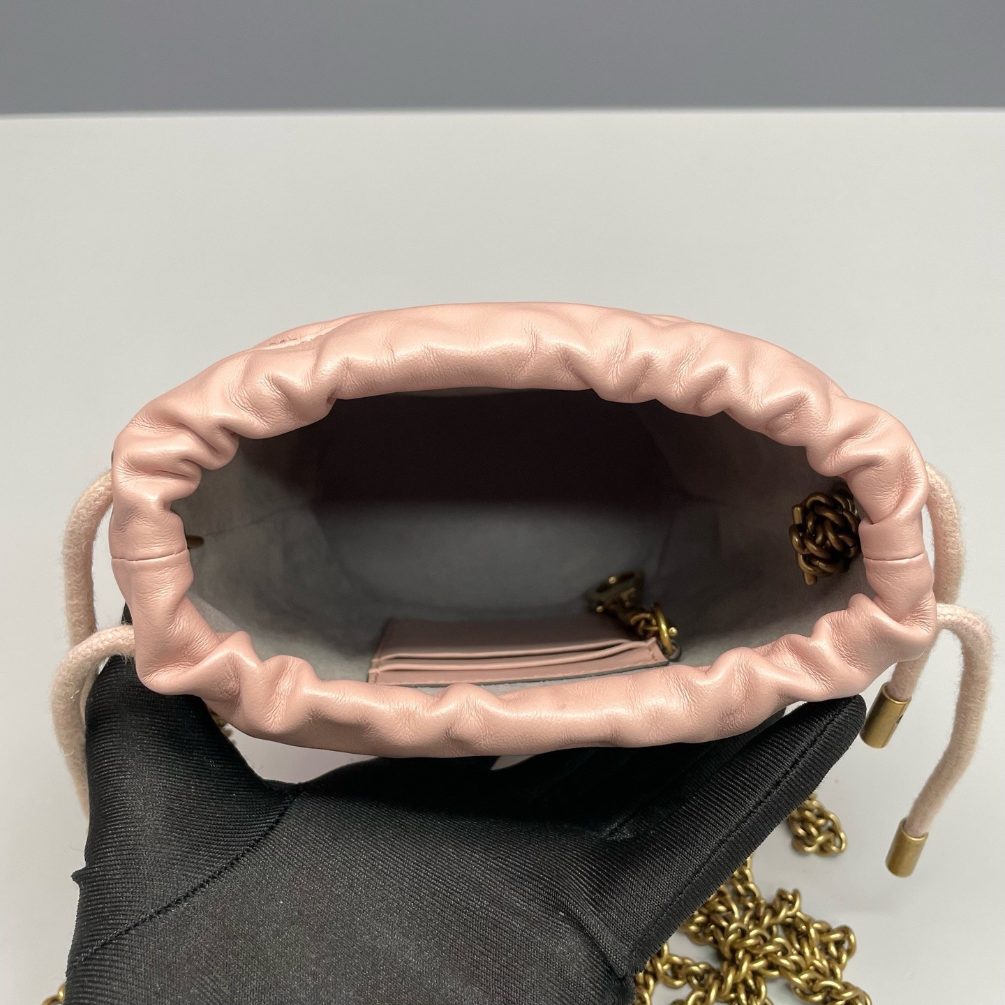 Gucci Pink Full Leather Marmont Mini Bucket Bag （13×17×10.4）cm