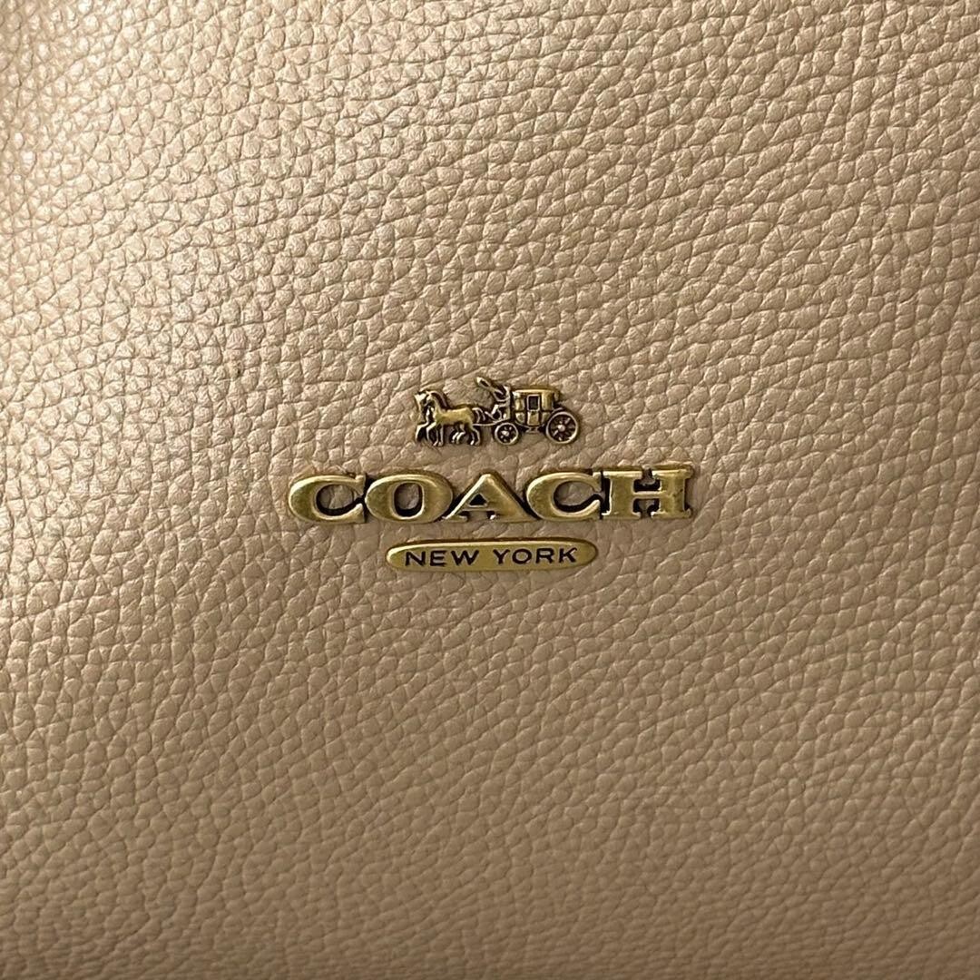 COACH Hadley Hobo Colorblock Leather Shoulder Bag Beige Black 11.8in NWT