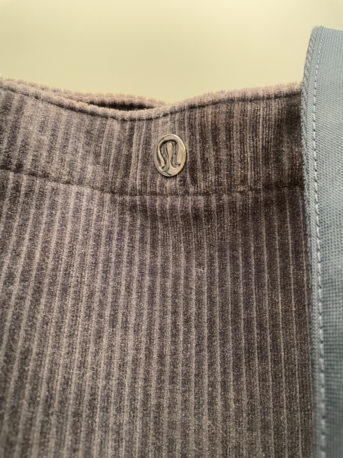 Lululemon Daily Multi-Pocket 18L In Navy Blue Corduroy Side Pockets