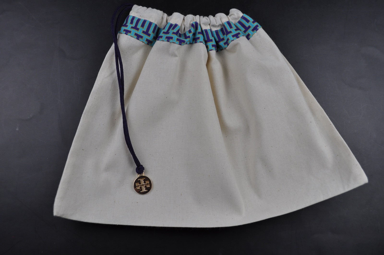 Tory Burch Dust Bag 13 in x 10 in Beige Canvas Drawstring Bag Logo Pouch