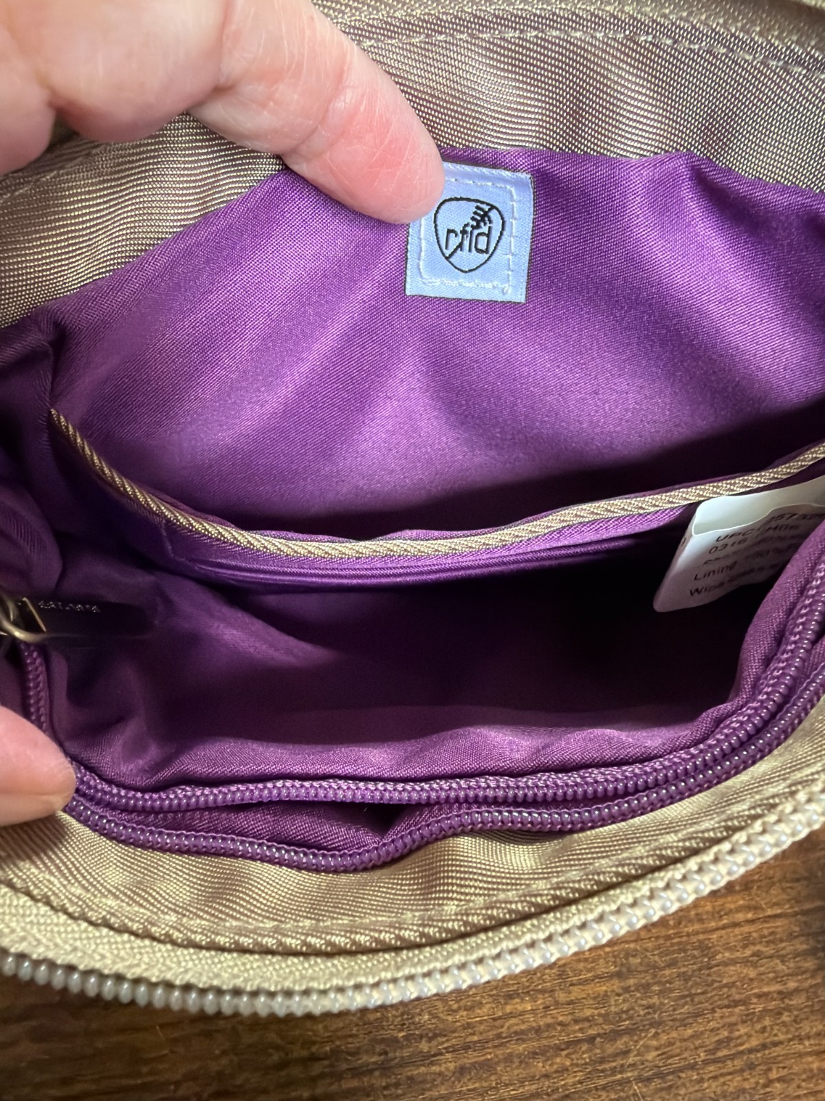 Travelon RFID Blocking Taupe Quilted Clutch & Matching Wristlet ~ New With Tags.