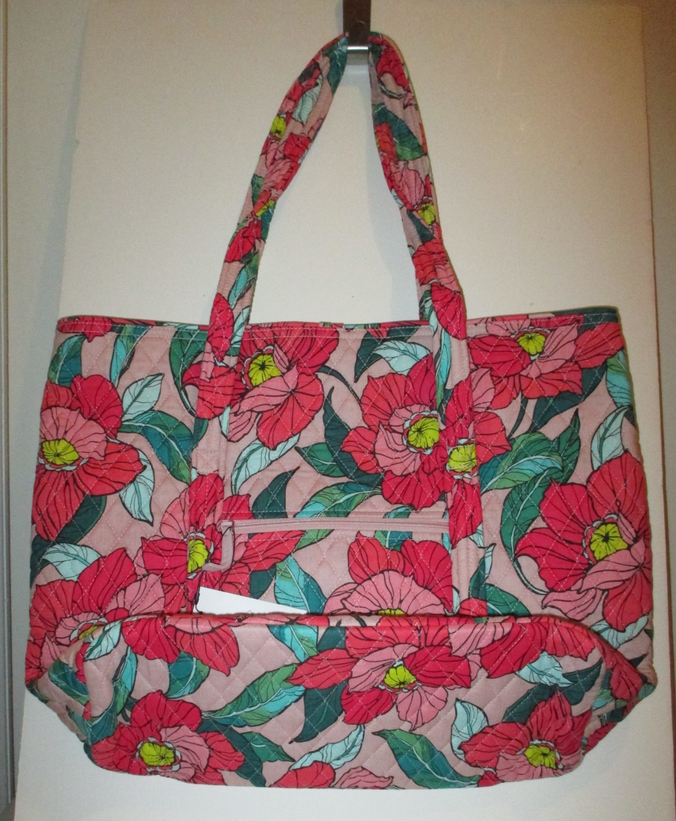 Vera Bradley Vera Tote Toggle Close Vintage Floral (14x14x6 in) NWT MSRP $98