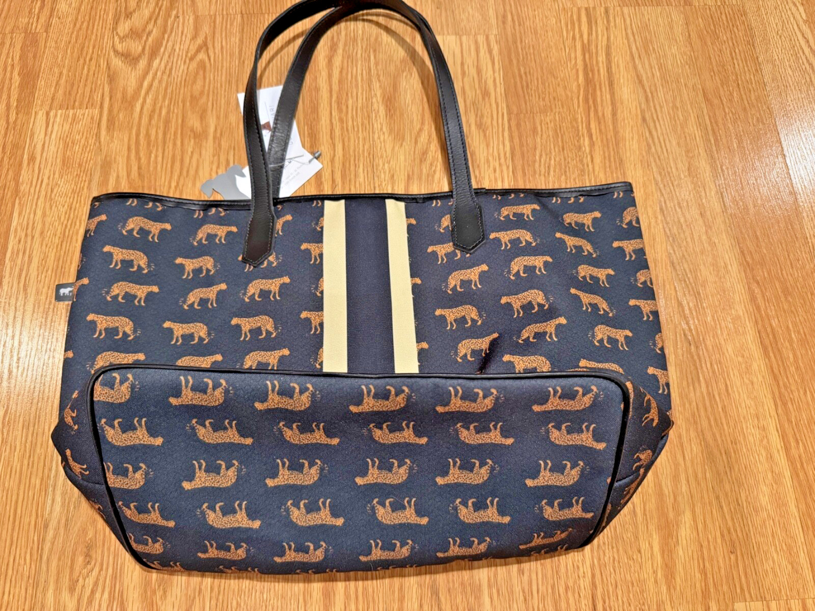 Flavia Carvalho Pinto NWT Tote Bag Leather Black/Tan Tiger Detail