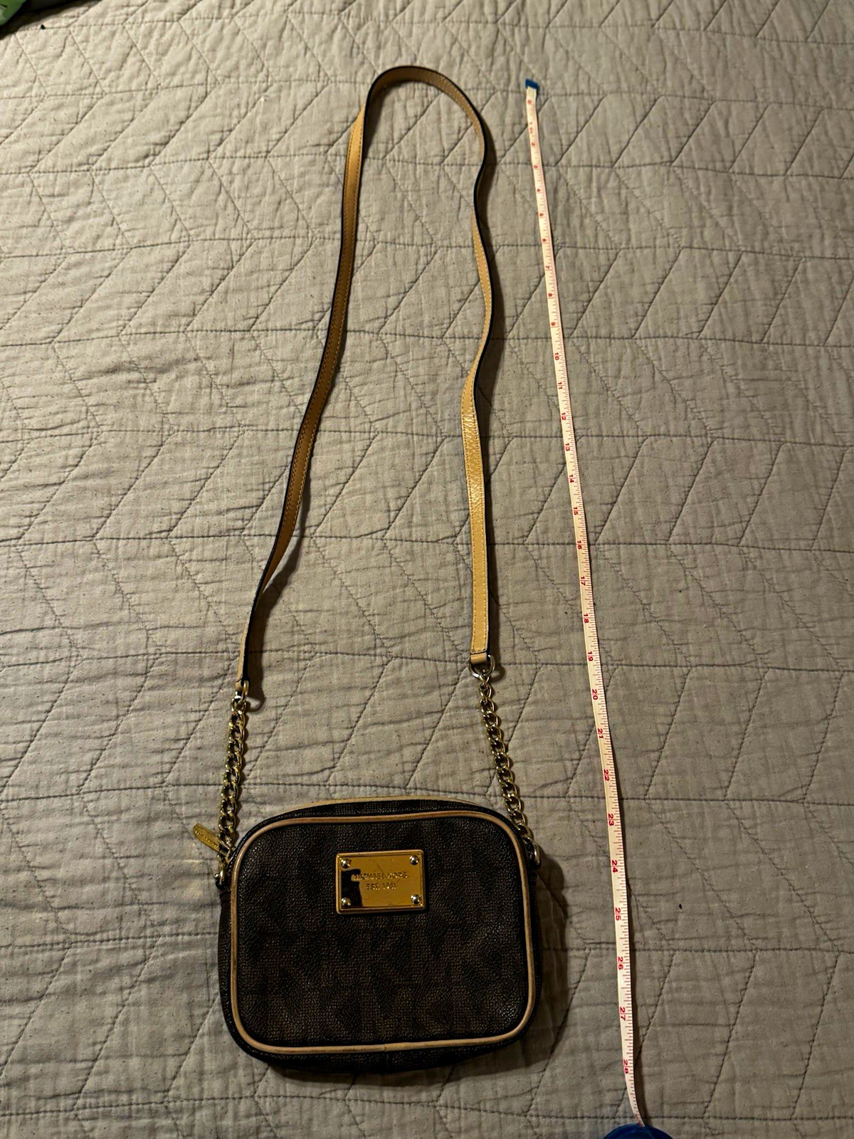Michael Kors Brown/Beige Monogram Zip Crossbody Bag w/ Gold Chain Strap