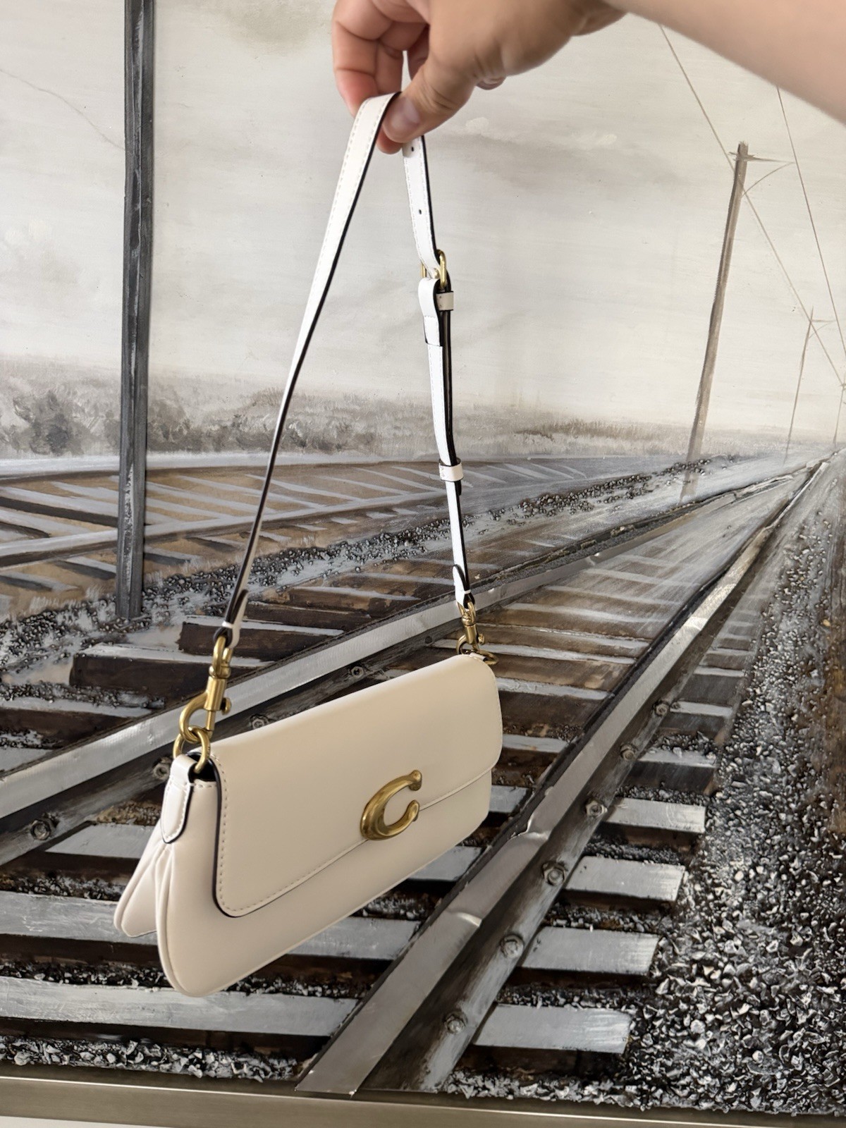 Coach Jet chalk shoulder bag