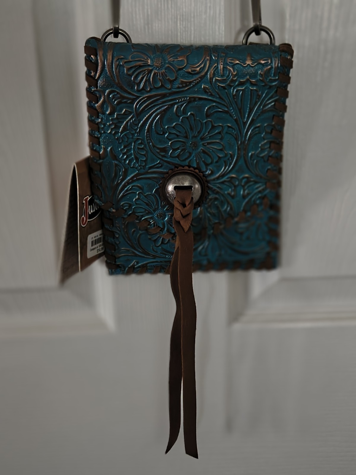 Justin Woman’s Concealed Carry Purse For Small Piece. NO OFFERS