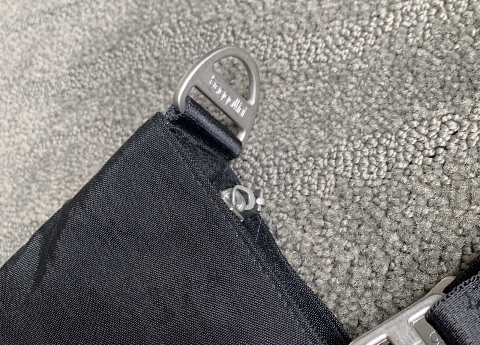 BAGGALLINI LARGE BLACK SHOULDER TOTE BAG