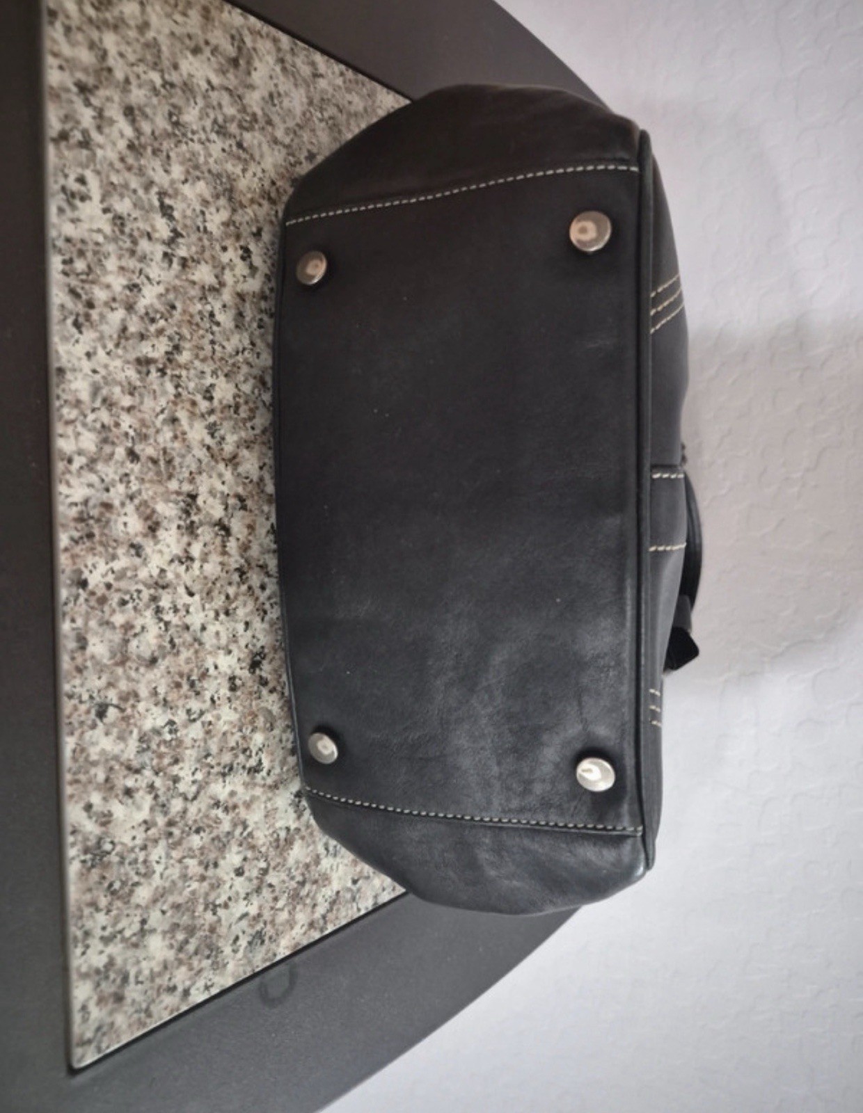 Rare Coach Black kisslock bag Silver Hardware Detachable Strap Pockets