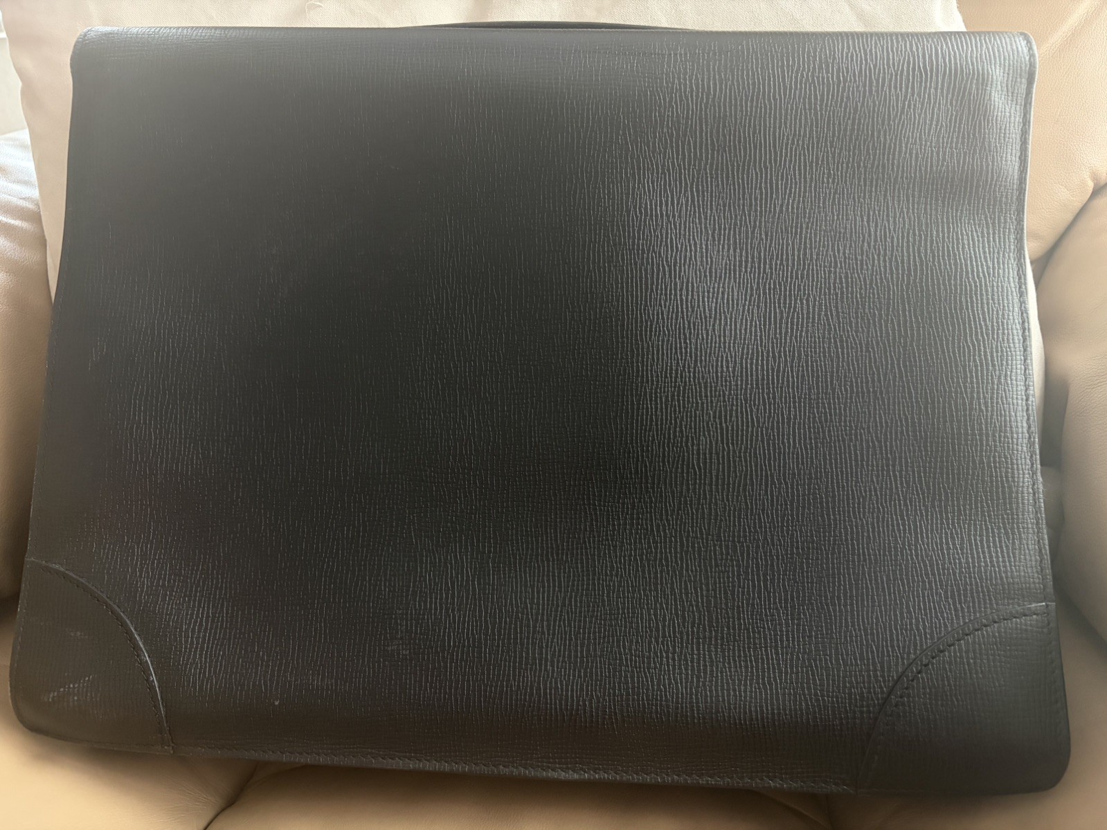 Elegant Valextra Briefcase two Gusset Black Italian Leather laptop bag 14.5 x 10