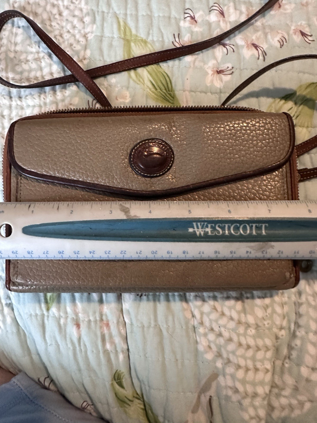 DOONEY & BOURKE “ALL Weather Leather” Taupe Wallet on a String