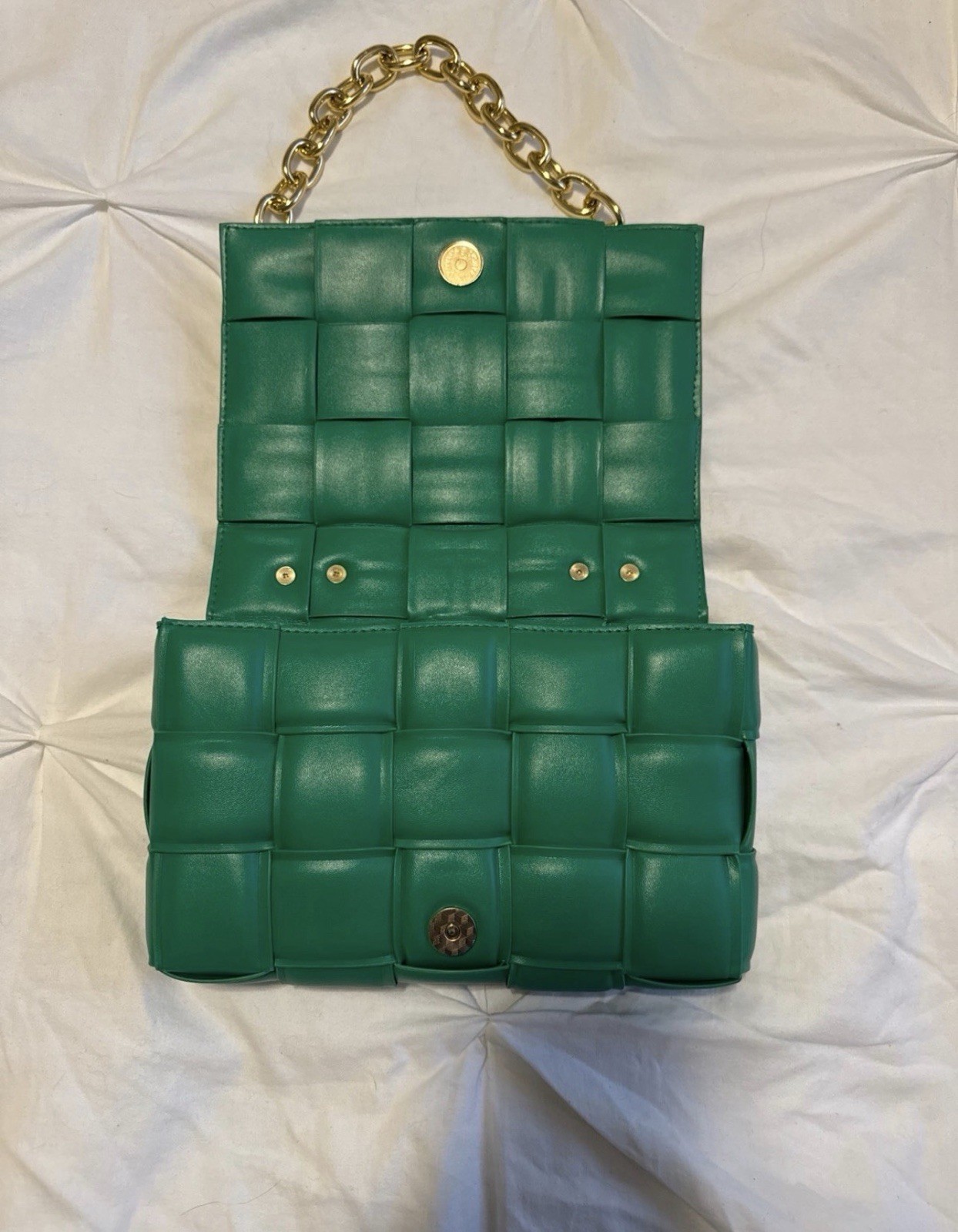 Green Quilted Woven Cassette Shoulder Bag Purse w/ Gold-Tone Chain Strap