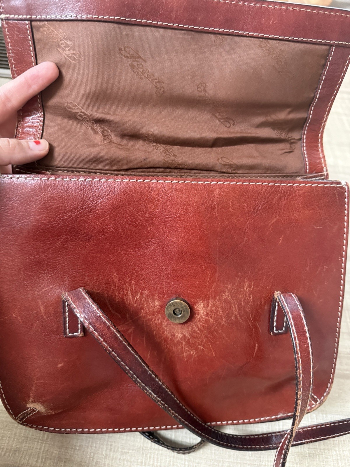 Fossil Brown Shoulder Bag Magnetic Flap Buckle Accent Gold Hardware Lined