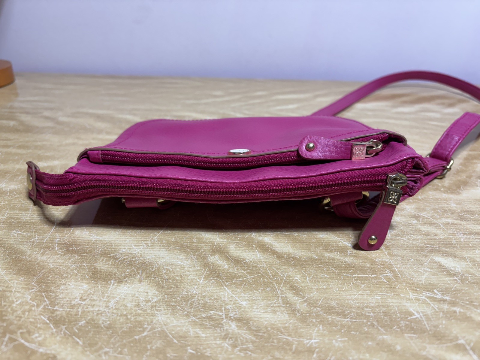 Relic Pink Zip Close Crossbody Purse with Pockets and Card Slots 6x9x1″