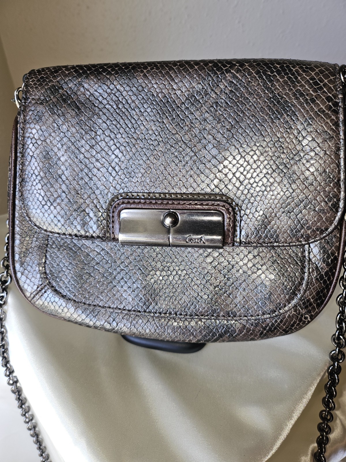 Coach Dark Grey Snakeskin Crossbody/Clutch Bag 8″ x 6.5″ 23″ Drop