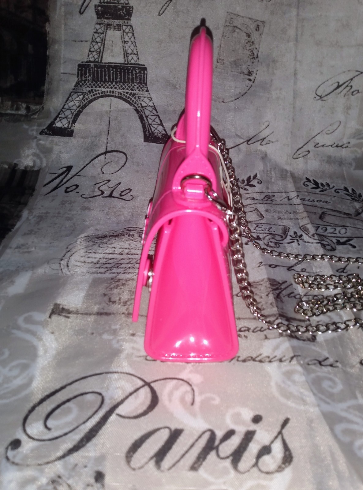 RARE BARBIE JELLY Hourglass Miniso Hot Pink Chain X-body Bag Tote SOLD OUT NWT💕
