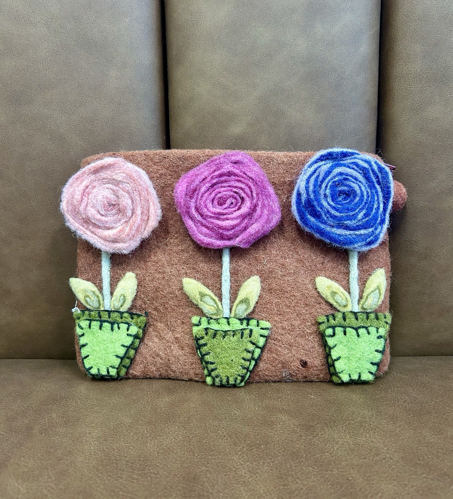 Rising Tide Handmade Wool Small Flower Zipper Pouch Made In Early 2000s Boho Bag