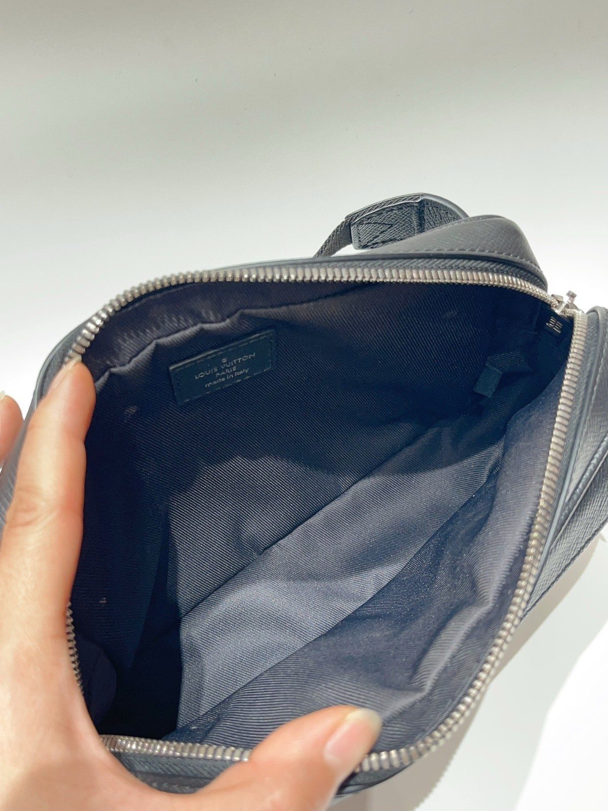 Louis Vuitton Outdoor Black Monogram Waist Bag, （21×15）cm